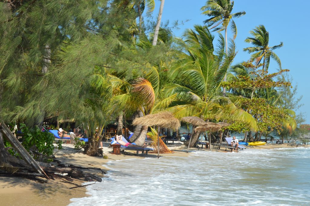 Bungalow, Front Beach